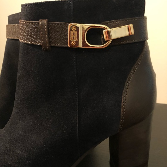 NWOT Tommy Hilfiger heeled boots - Picture 3 of 6